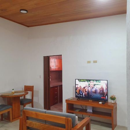 Suite Amoblada En Santa Cruz Пуэрто-Айора Экстерьер фото