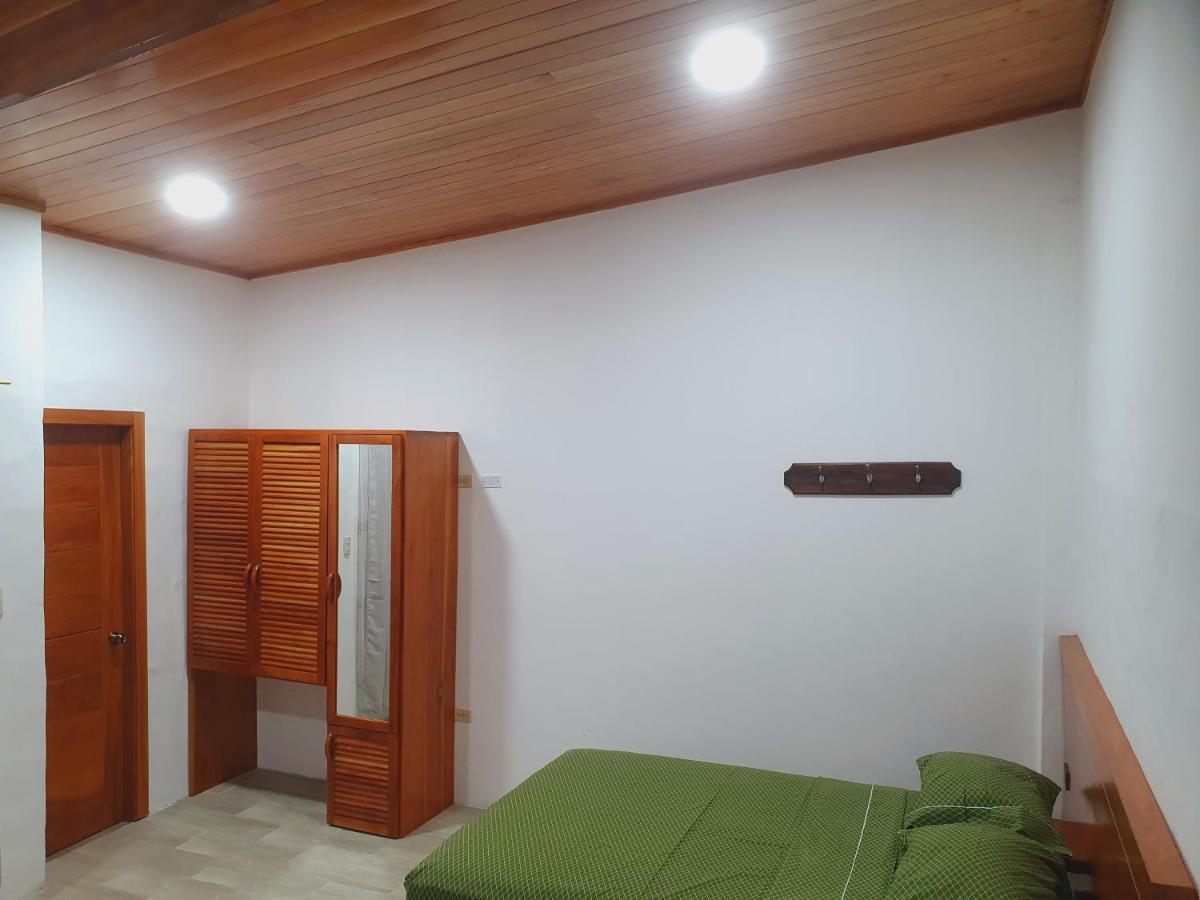Suite Amoblada En Santa Cruz Пуэрто-Айора Экстерьер фото